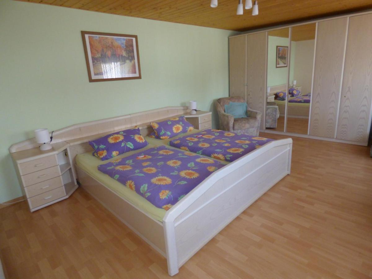 Ferienwohnung Dasch, Bei Idar-Oberstein Im Nationalpark Hunsrueck-Hochwald Siesbach Exterior foto